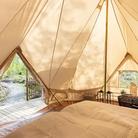 Telt 1: Himmelsengen - Luksus Glamping - 30 Min Osl בקתה
